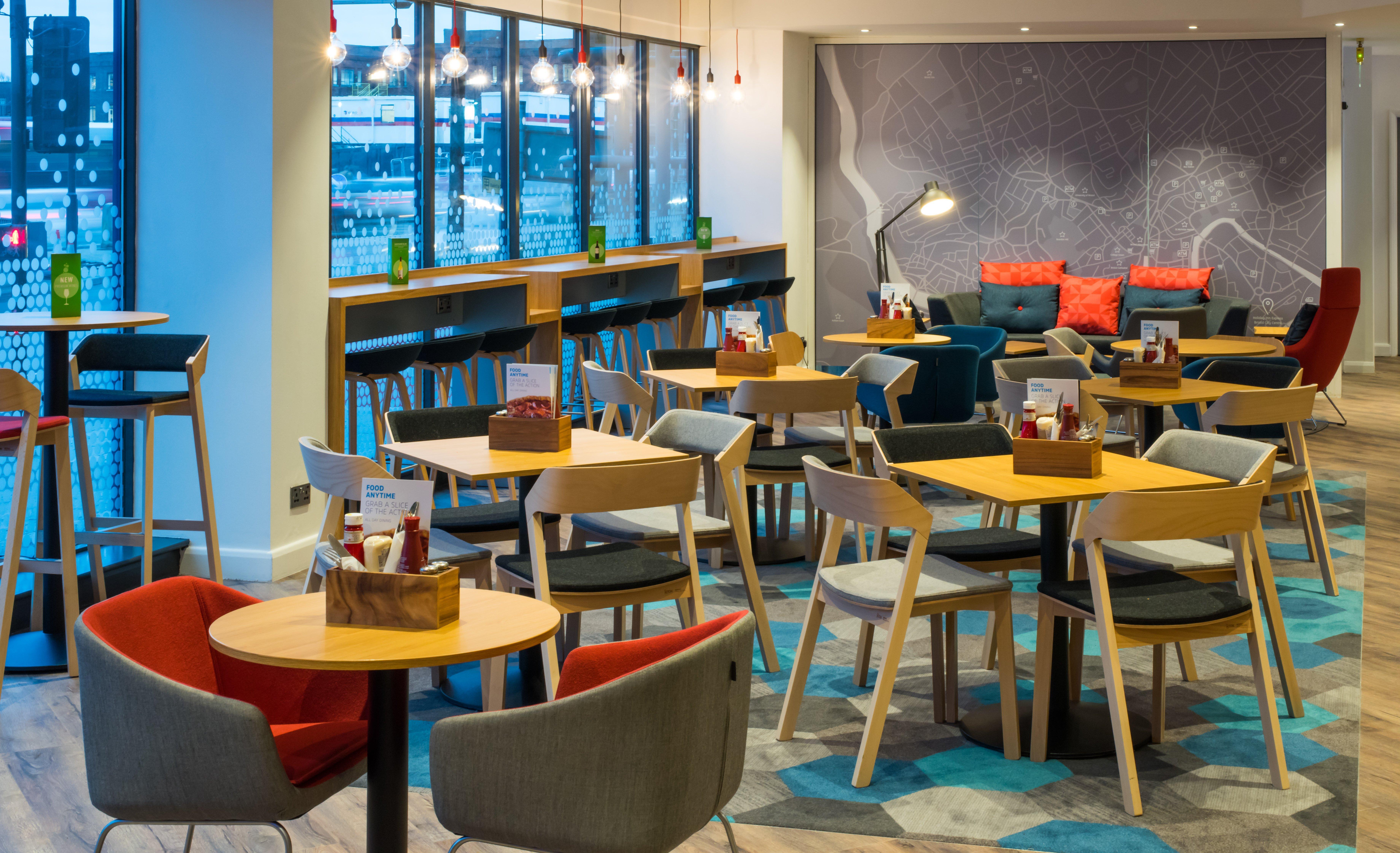 Holiday Inn Express Bristol City Centre By Ihg Экстерьер фото