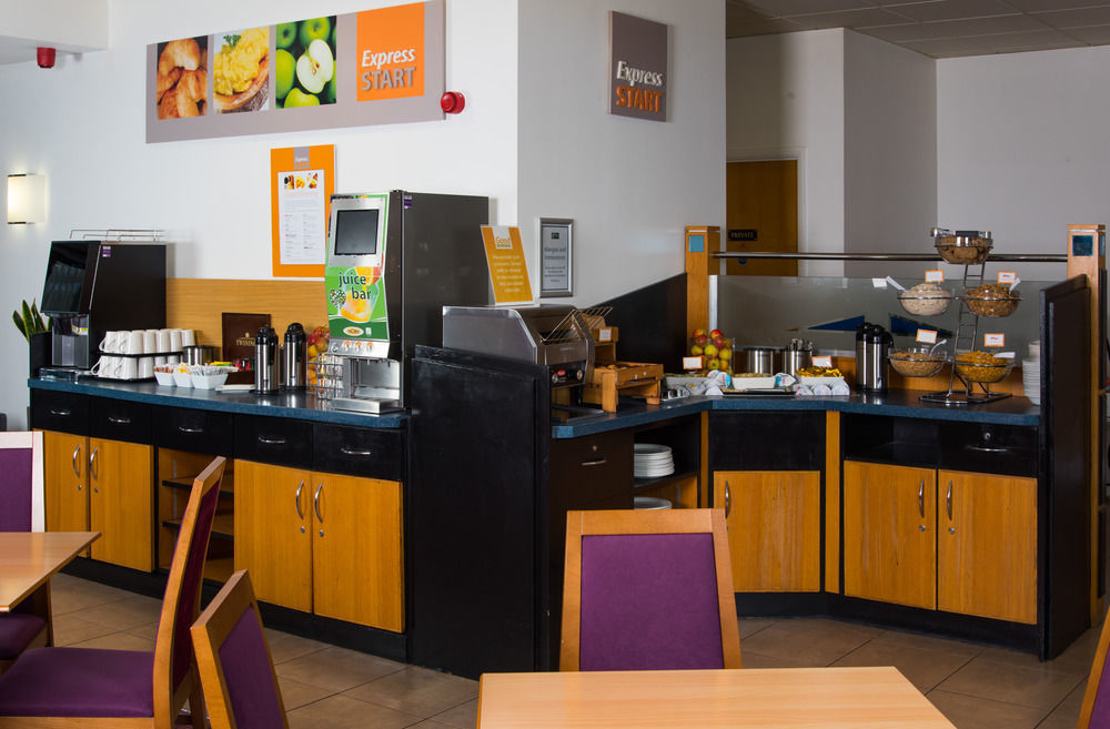 Holiday Inn Express Bristol City Centre By Ihg Экстерьер фото