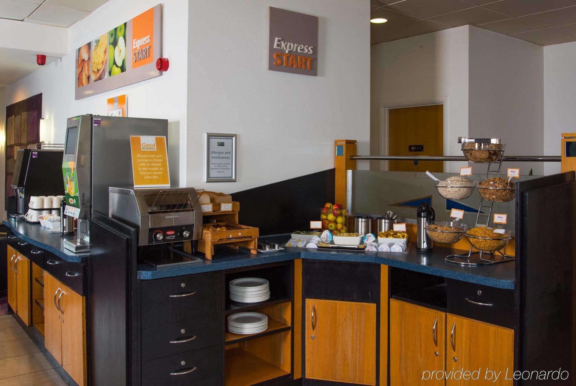 Holiday Inn Express Bristol City Centre By Ihg Экстерьер фото